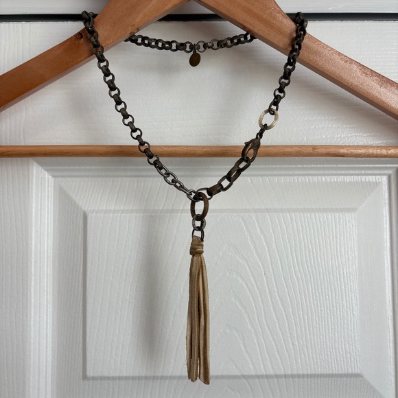 Melody Vintage Jewelry Leather Tassel Short Necklace